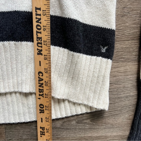 NWT American Eagle Angora Rabbit Hair Blend Black White Striped Sweater size XL - Picture 10 of 10